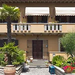 Bed & Breakfast San Russorio 3*